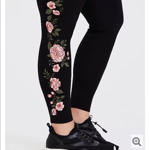 Torrid premium leggings